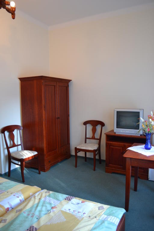 Nosztalgia Hotel Balatonszarszo Extérieur photo